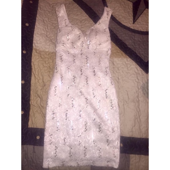 Dresses & Skirts - Dress